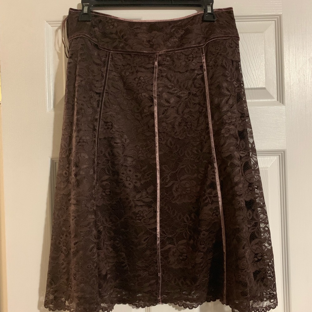 Lace skit